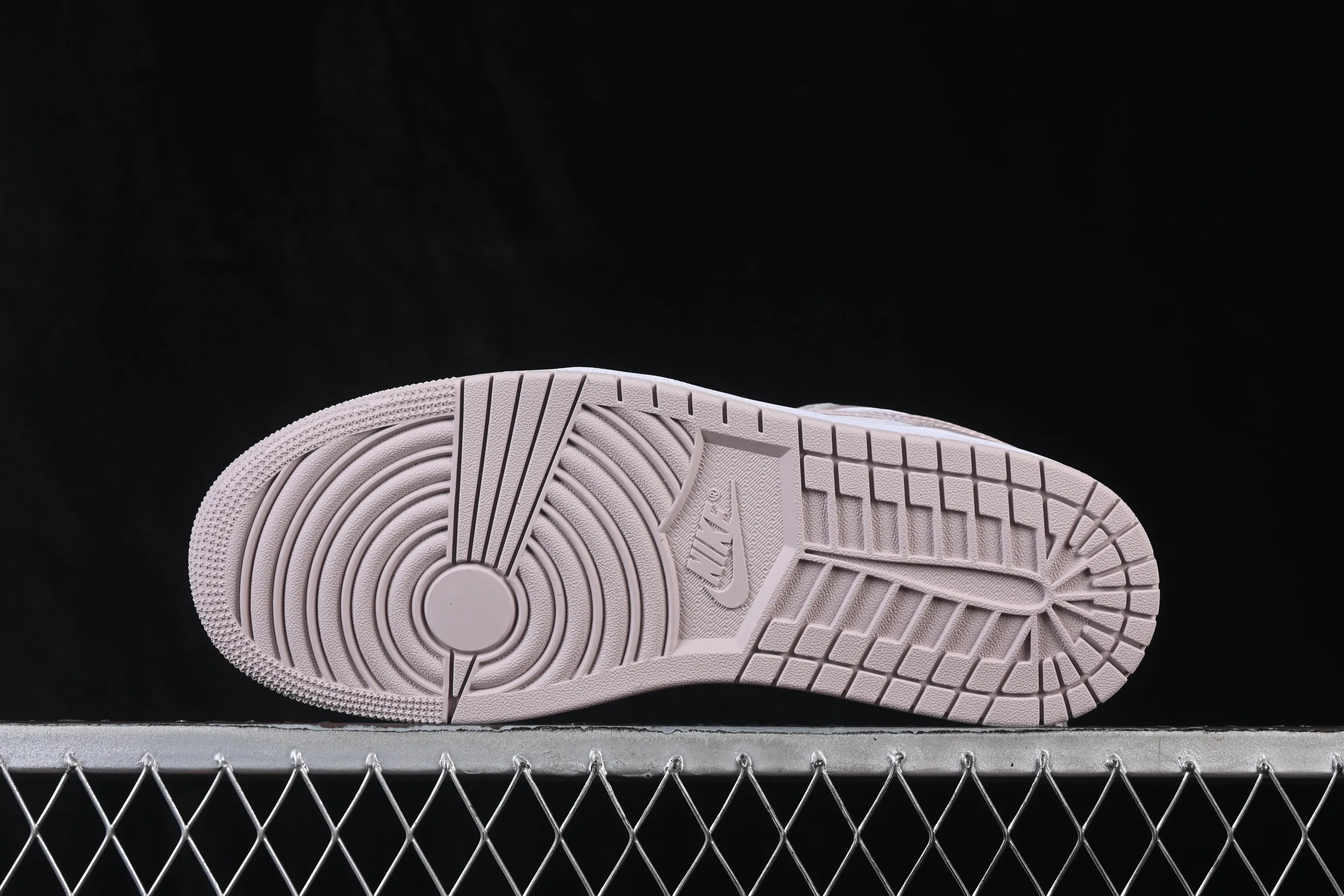 All categories Air Jordan Jordan series basketball shoes Air Jordan 1 Low G version pure original Air Jordan 1 Low AJ1 Joe 1 rice white powder low-top cultural casual sneakers DC0774-606